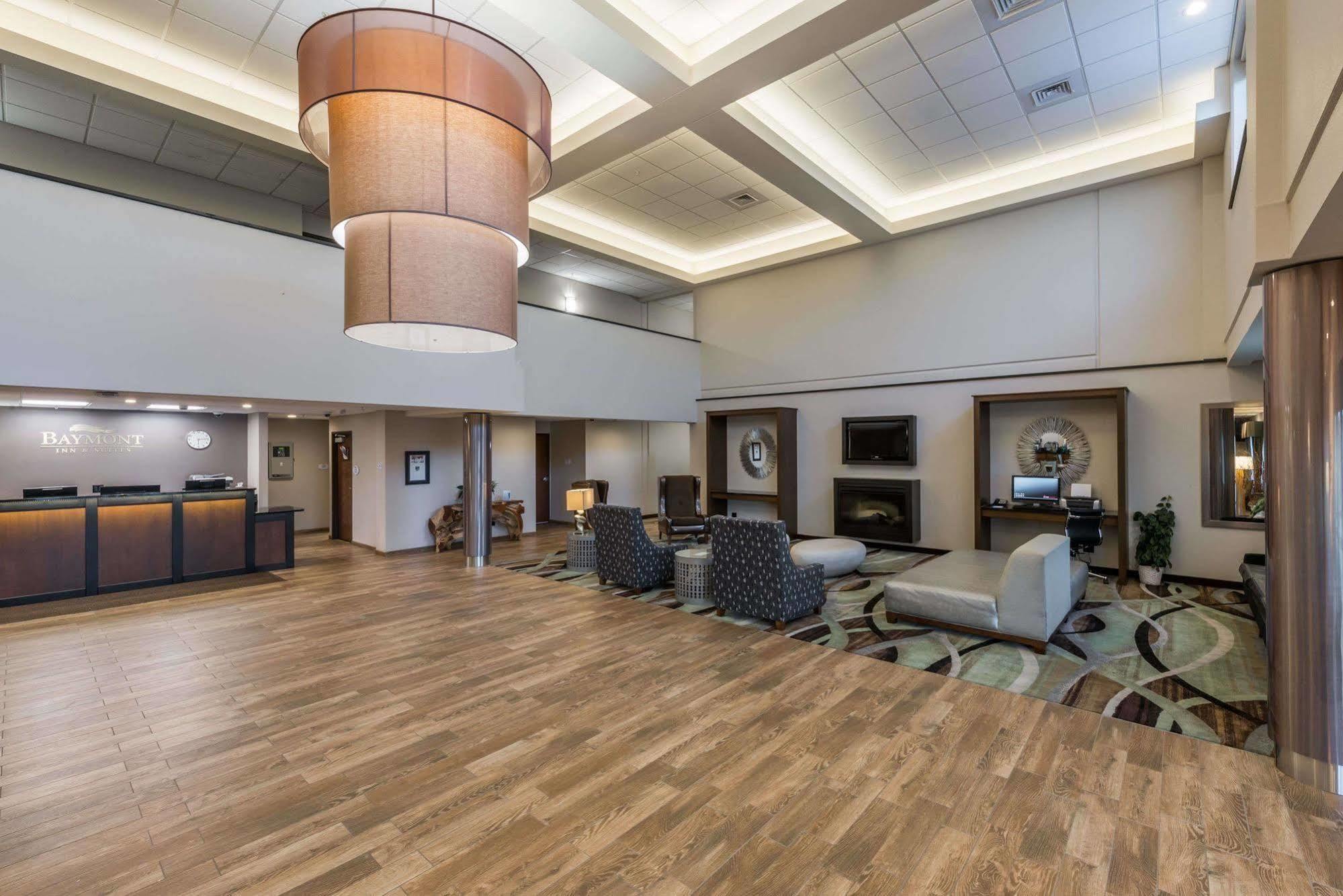 Baymont By Wyndham Bellevue Hotel Exterior photo